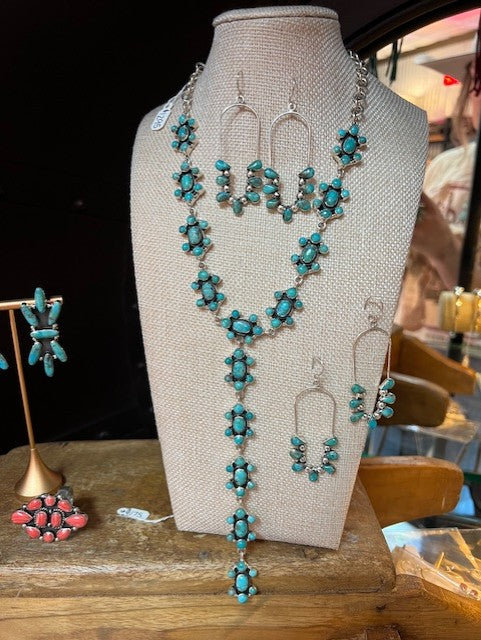 Showstopper Necklace